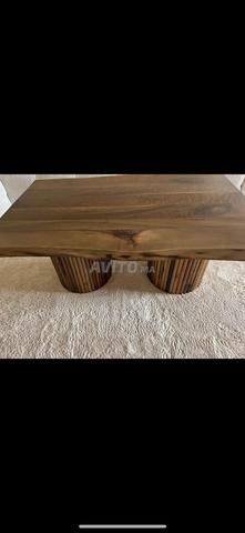 Table basse, Bois de noyer authentique achetée 6000DH - 2