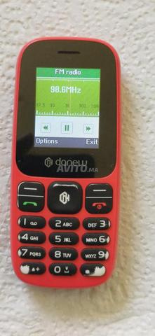 Je vends un téléphone Danew en bon état - 2