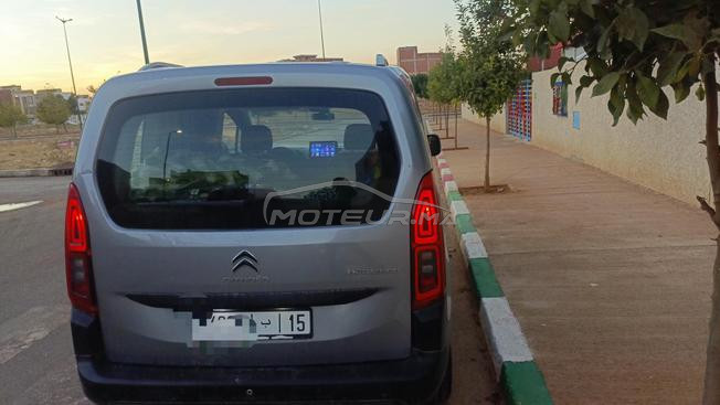 Berlingo 2022 kilomètrage 85000 carte grise 1 ✋