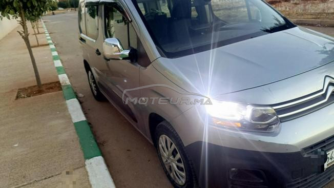 Berlingo 2022 kilomètrage 85000 carte grise 1 ✋