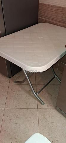 طاولة بلاستيكية - 2