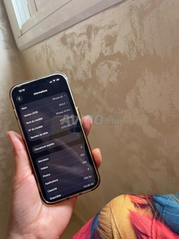 Vente iPhone 15pro 256g