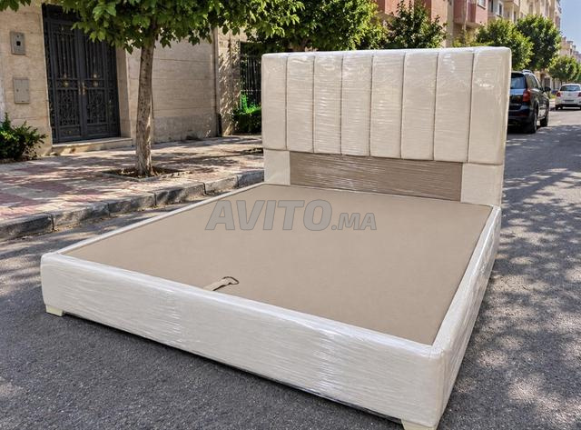 سرير مع تخزين