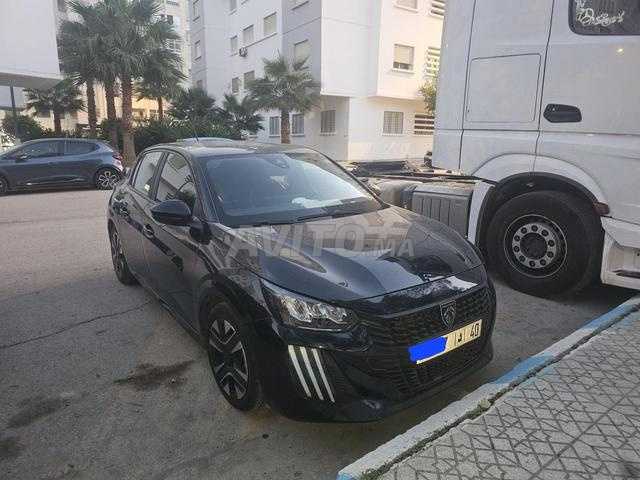 بيجو 208 <2024 >
