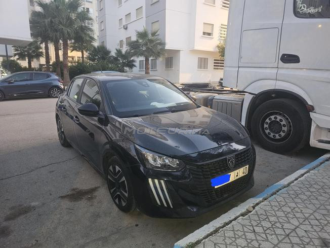 Peugeot 208 <2024 >
