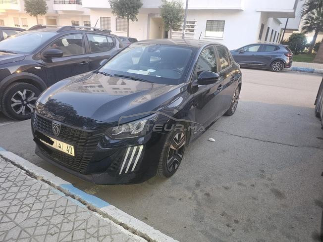 Peugeot 208 <2024 >