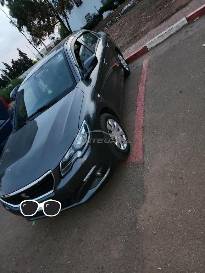 À vendre Peugeot 301 de 2017 en excellent état
