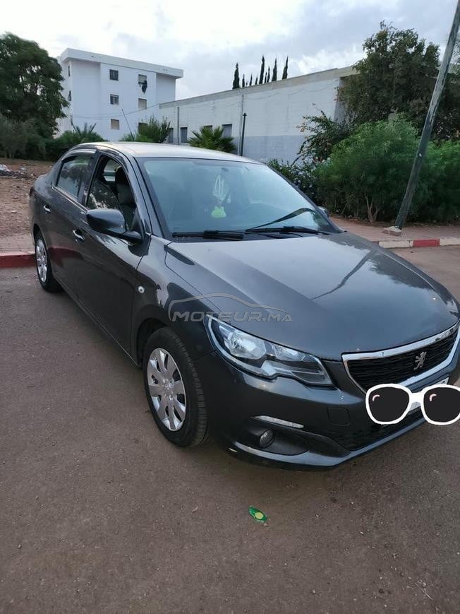 À vendre Peugeot 301 de 2017 en excellent état