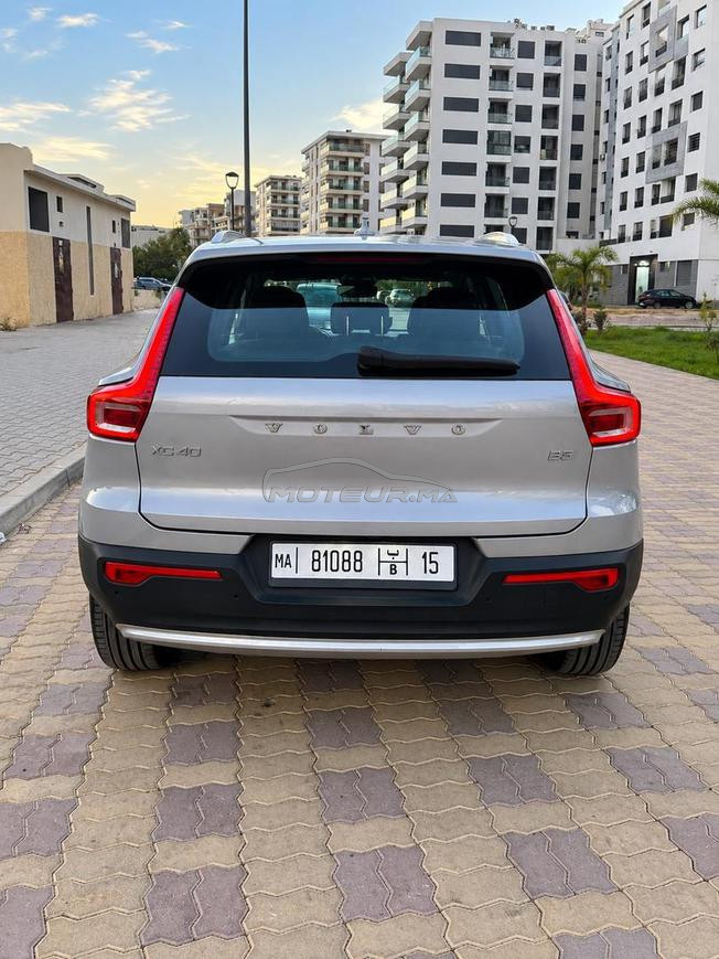 Volvo XC40 B3 2025 micro hybride 1 ère main 