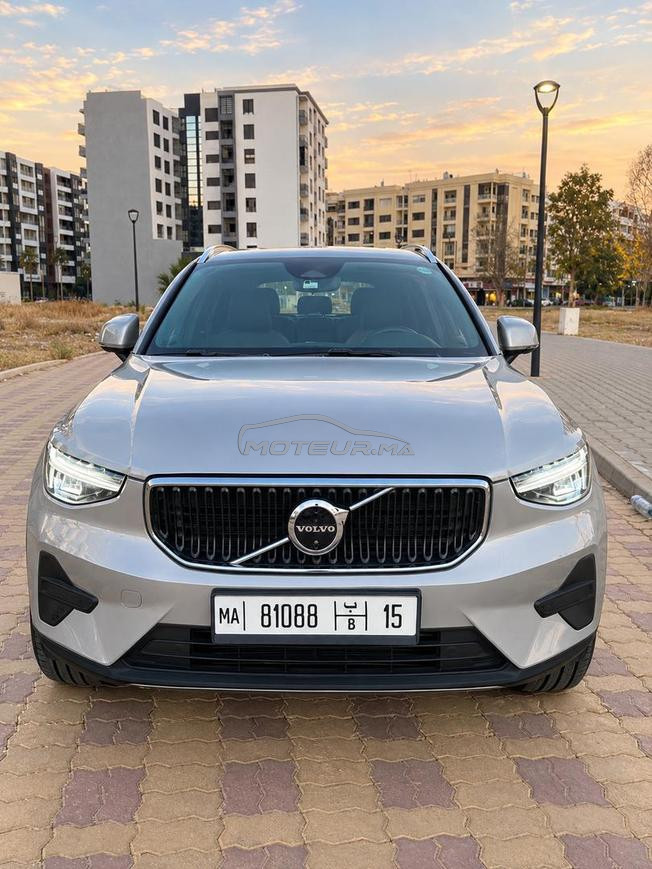 Volvo XC40 B3 2025 micro hybride 1 ère main 
