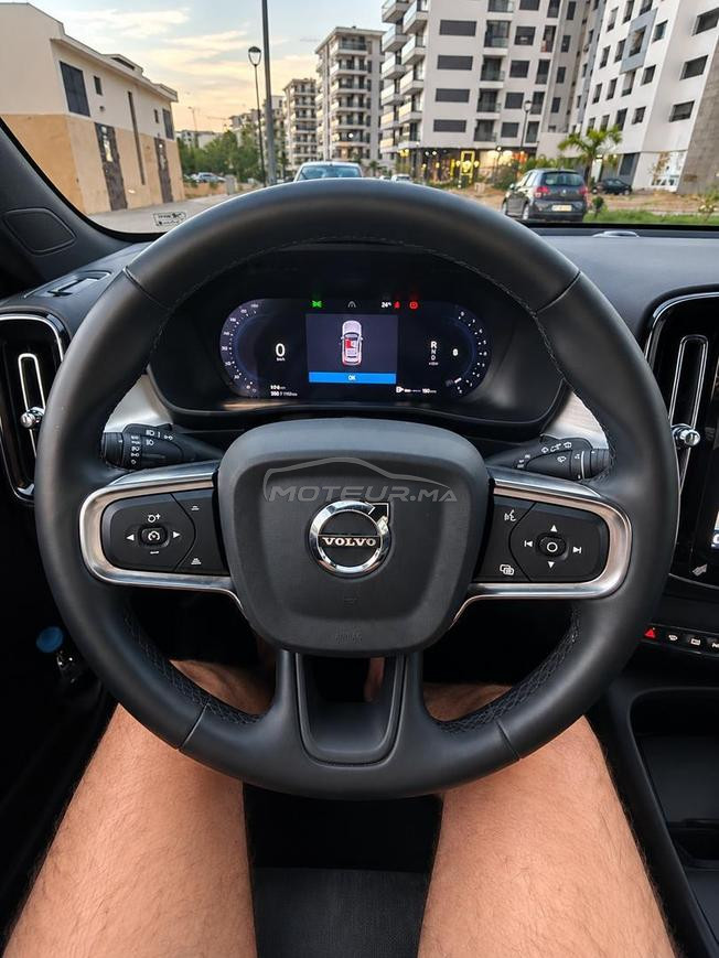 Volvo XC40 B3 2025 micro hybride 1 ère main 