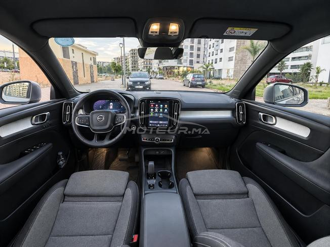 Volvo XC40 B3 2025 micro hybride 1 ère main 