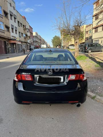 Belle voiture Honda Accord - 2