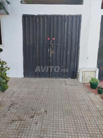 Magasins à louer à Riad Oulad Amtaâ, Témara