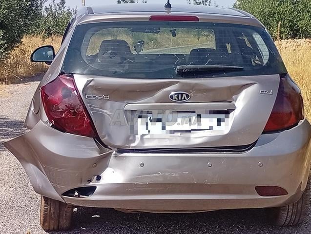 Voiture Renault à vendre en pièces détachées - 2