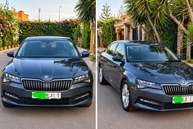 Skoda  superb Très bon état faible km 
