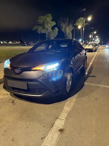Toyota CH-R hybrid à vendre - 2