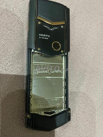 Vertu - 2