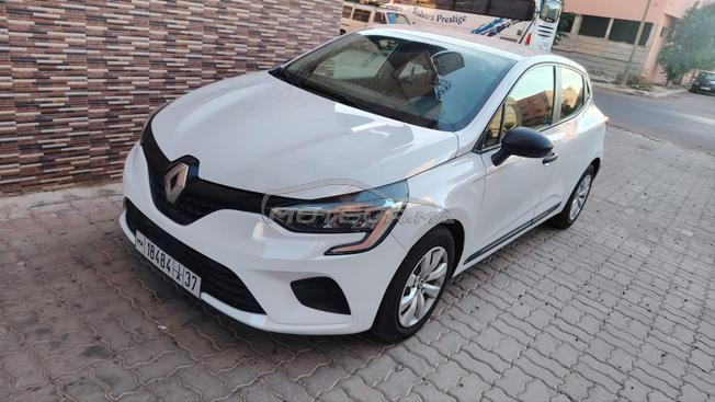 Renault Clio Diesel Manuelle 2023 à Agadir