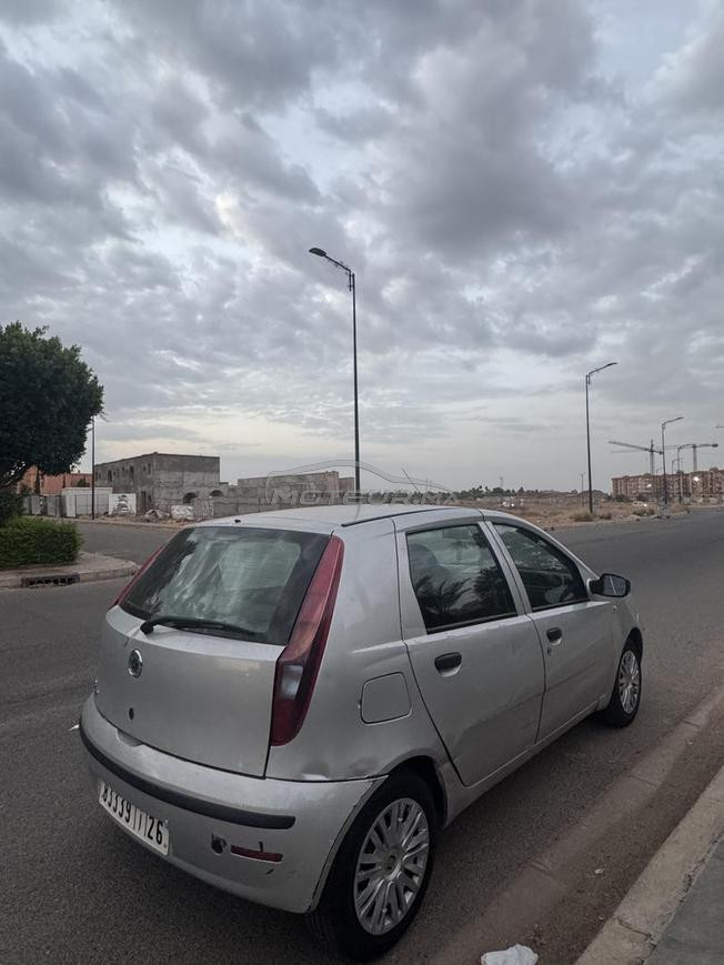 🚗🔥 FIAT PUNTO ESSENCE 2010 للبيع