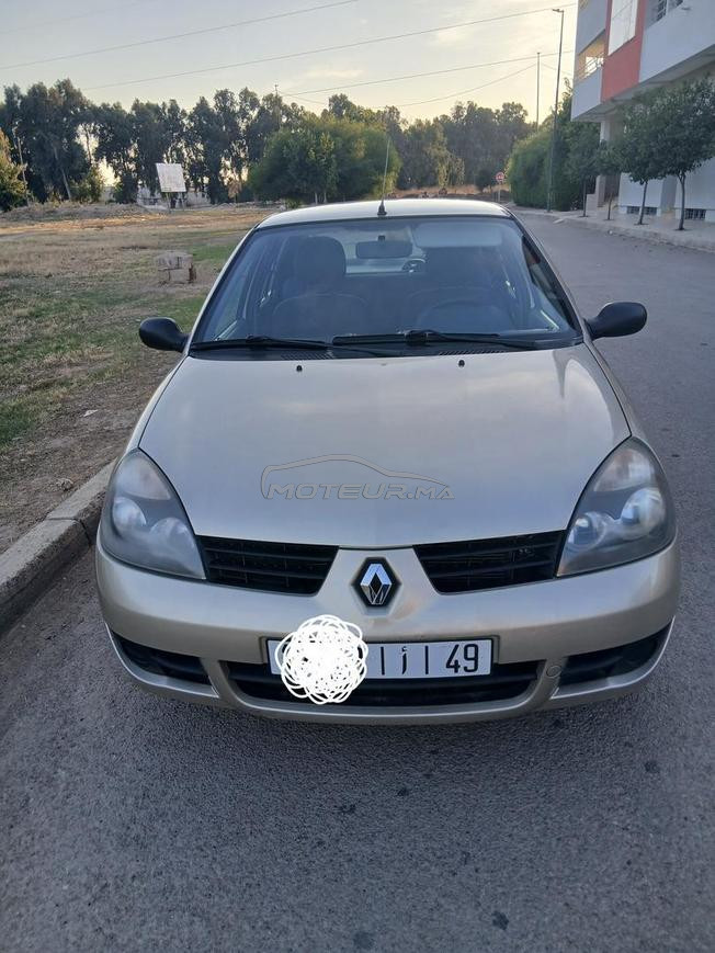 clio en tres bon etat