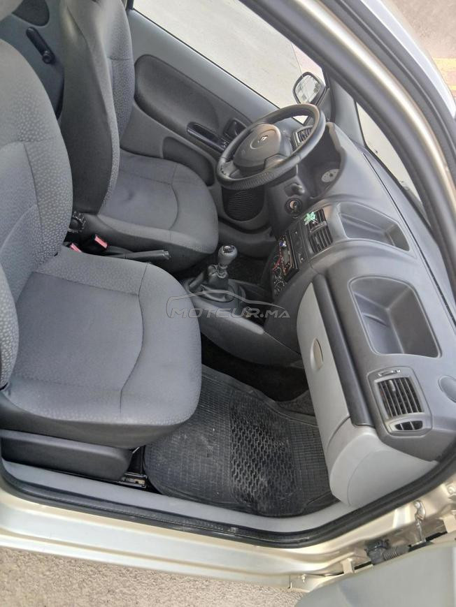 clio en tres bon etat