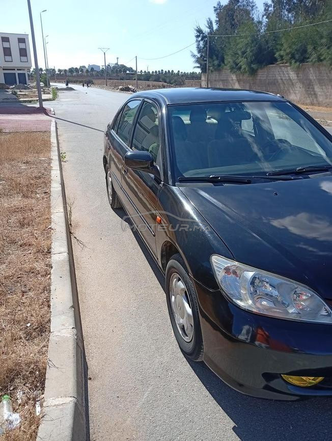 Honda Civic Essence Manuelle 2004 à Ain Aouda