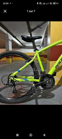 VTT ROCKRIDER ST 100 Europe taille 27.5 - 2