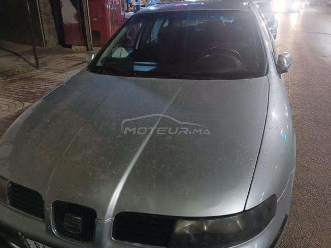 Seat Leon essence modèle 2002 moteur 1.6