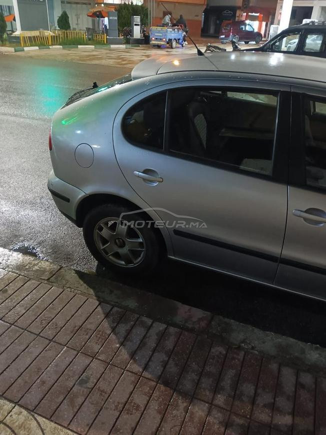 Seat Leon essence modèle 2002 moteur 1.6