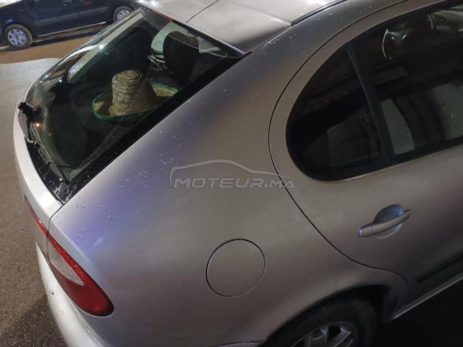Seat Leon essence modèle 2002 moteur 1.6