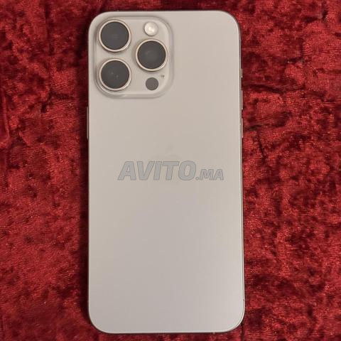 Le téléphone à vendre - 2