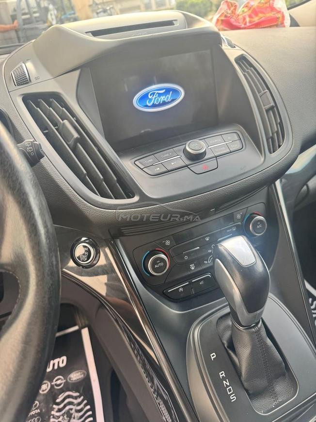 ford kuga titanum 4×4