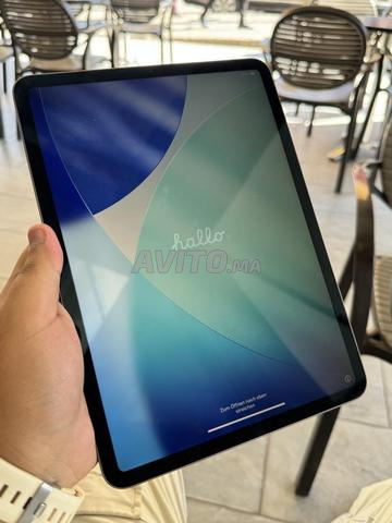 iPad Pro 1ère gen 11 pouce avec stylo et pochette - 2