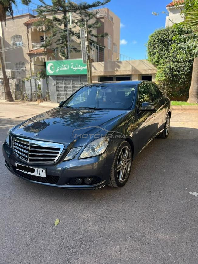 MERCEDES-BENZ 
