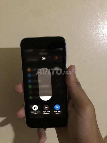 iPhone SE 2022 - 2