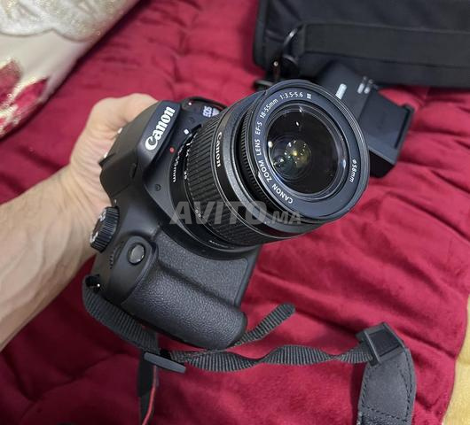 Canon 4000D neuf pack complet et trépied pro