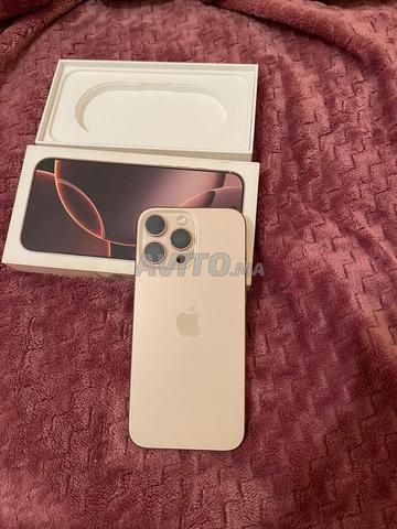 iPhone 16 Pro Max 256 Go Batterie 93