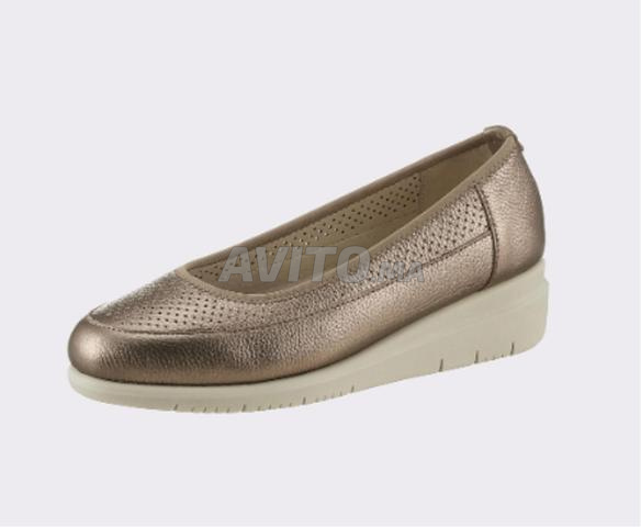 Chaussures, femmes, plus de confort que Nike, Adidas