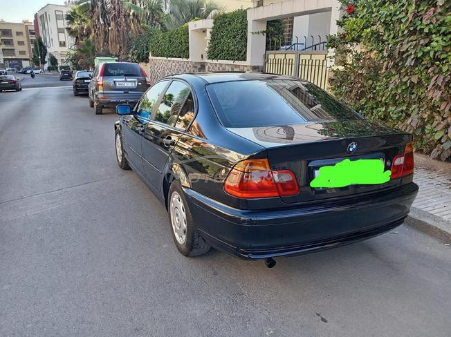 BMW Série 316i Essence Manuelle 2001