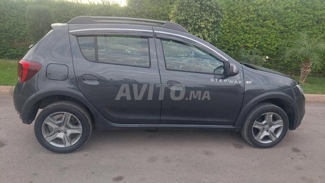 DACIA SANDERO STEPWAY - 2