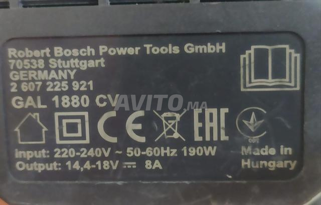 Chargeur rapide BOSCH 18V 8AH - 2