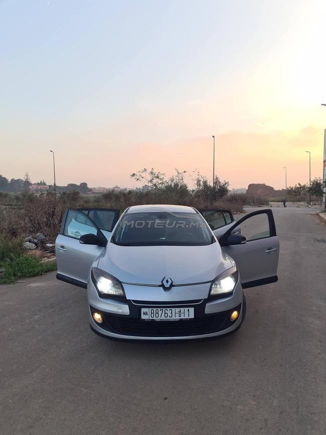 رونو ميغان  نقية بزاف لي مهتم مرحبا