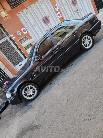 Mercedes-Benz 220 Diesel Manuelle 1997 - 2