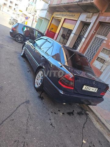 Mercedes-Benz 220 Diesel Manuelle 1997