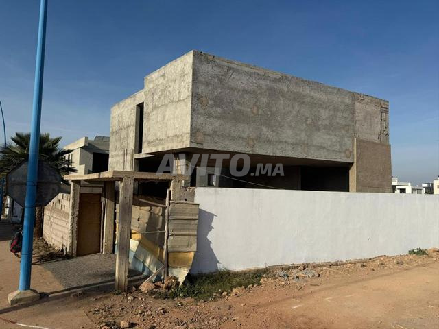 Bâtiment commercial - 2