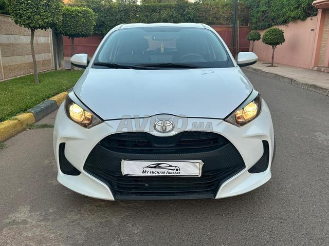 Toyota Yaris 2022 Essence Manuelle - 2