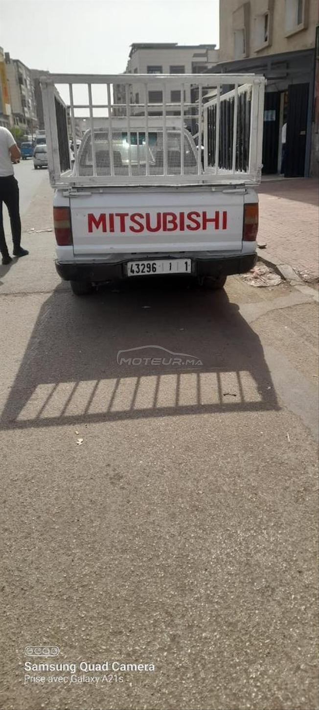 Mitsubishi Pick Up Diesel Manuelle 2000 à Salé