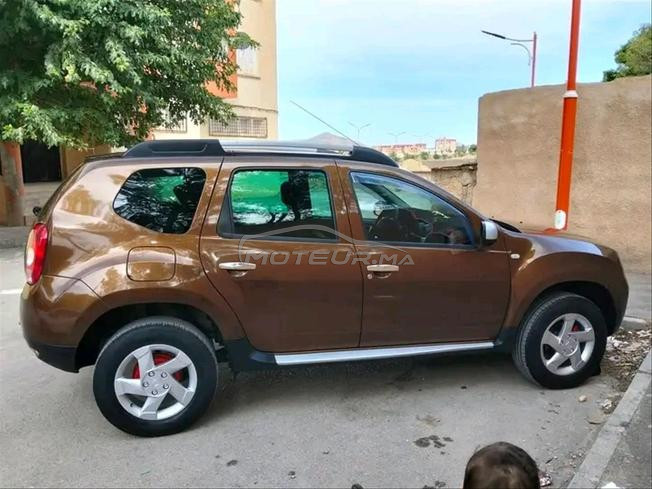 سيارة دوستر للبيع 