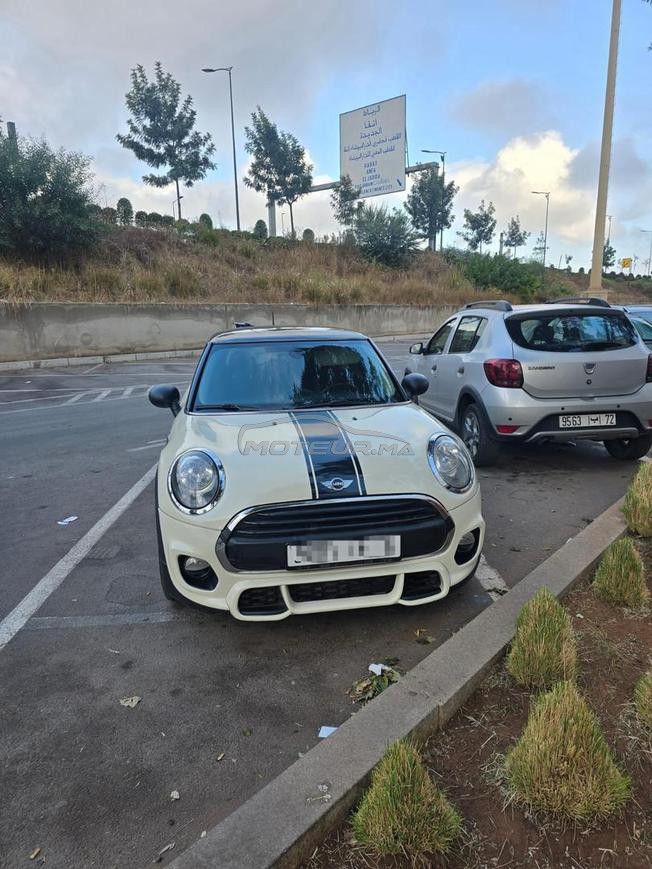 voiture à vendre en  excellente etat